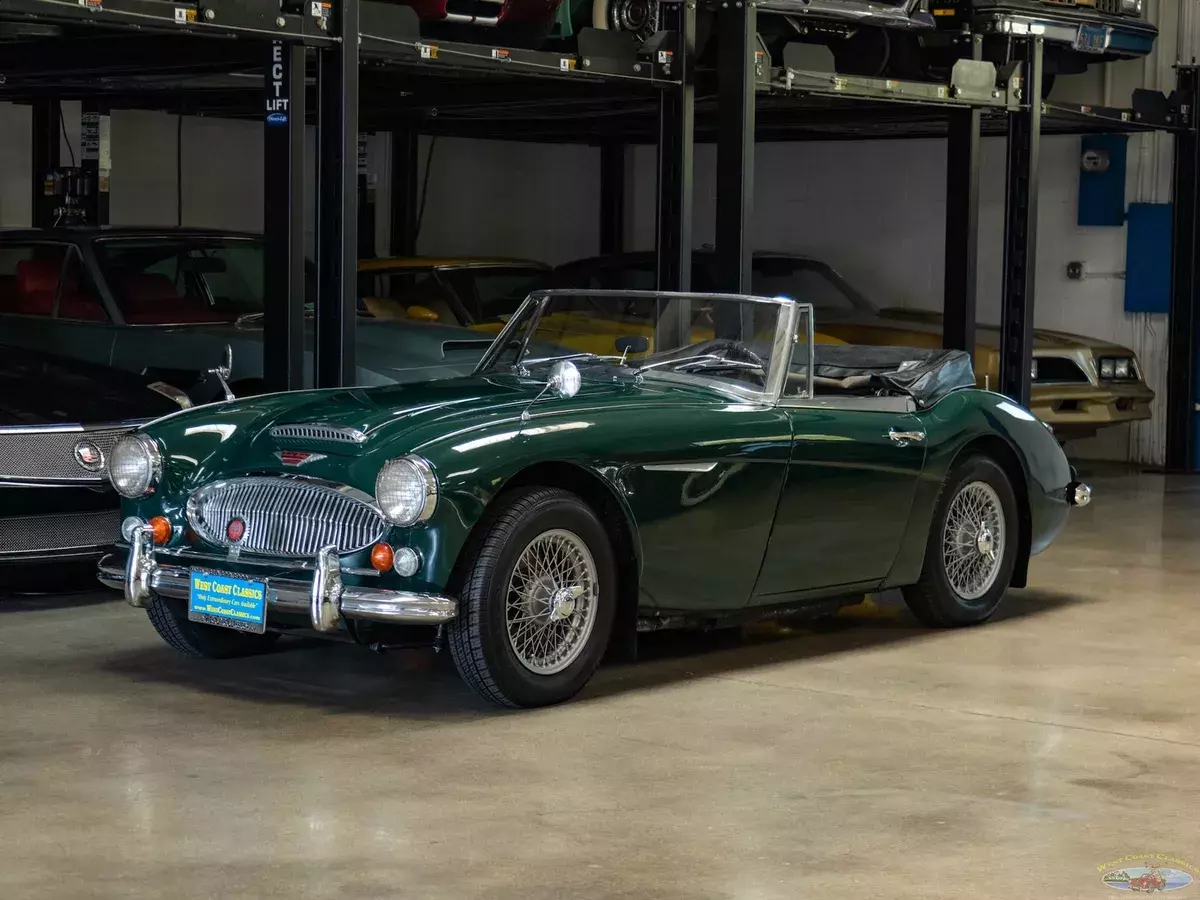 0 Miles 2912 cc 6 cyl 4 spd with O/DConvertible Roadster 1966 Austin-Healey 3000 Mark III Convertible