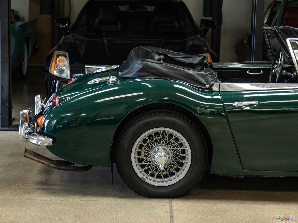 1966 Austin-Healey 3000 Mark III Convertible - photo 2