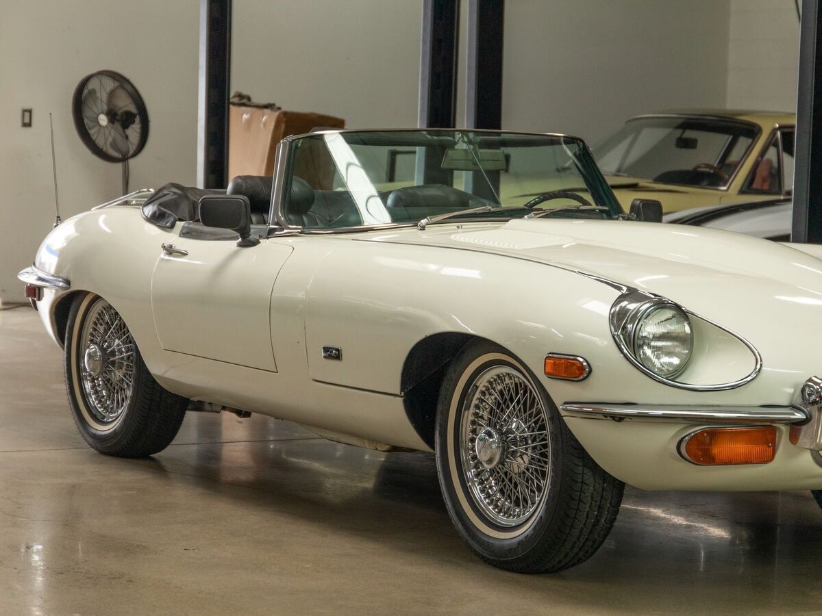1971 Jaguar E-Type XKE Series II 4 spd Roadster - photo 11