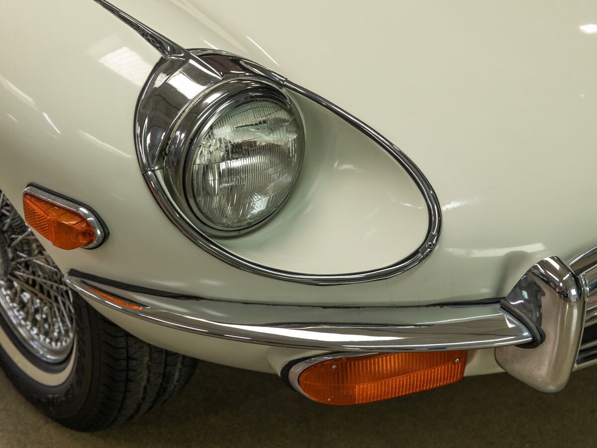 1971 Jaguar E-Type XKE Series II 4 spd Roadster - photo 12