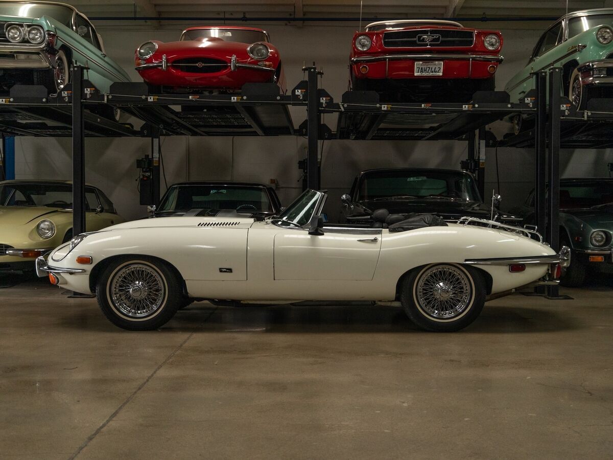 1971 Jaguar E-Type XKE Series II 4 spd Roadster - photo 6