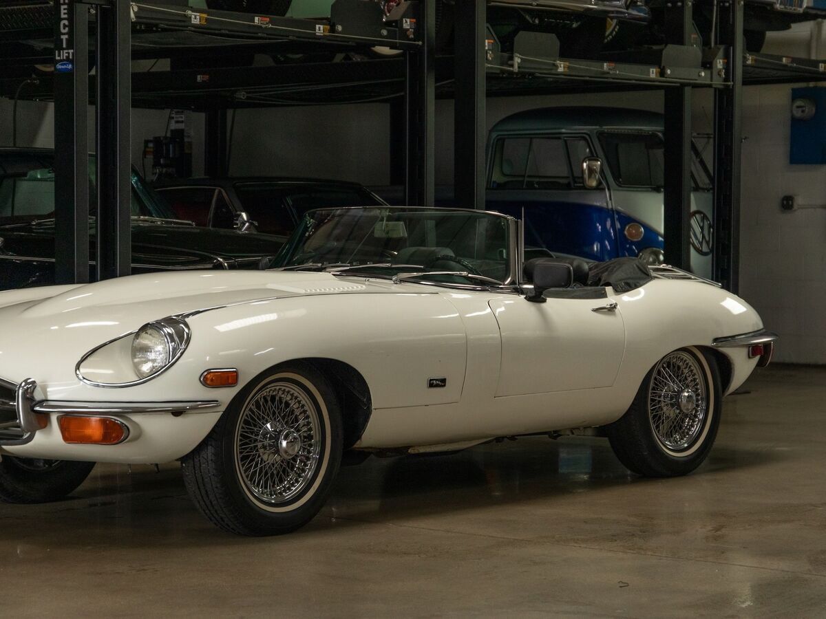 1971 Jaguar E-Type XKE Series II 4 spd Roadster - photo 9