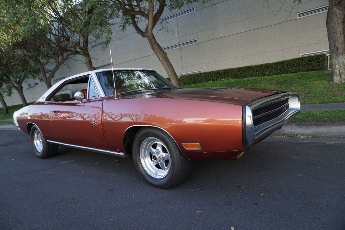 1970 Dodge CHARGER RT 440/375HP V8 2 DR HARDTOP - photo 6