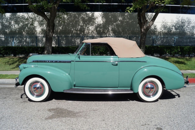 1940 Chevrolet Special Deluxe Convertible -- - photo 3