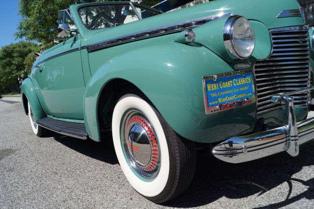 1940 Chevrolet Special Deluxe Convertible -- - photo 9
