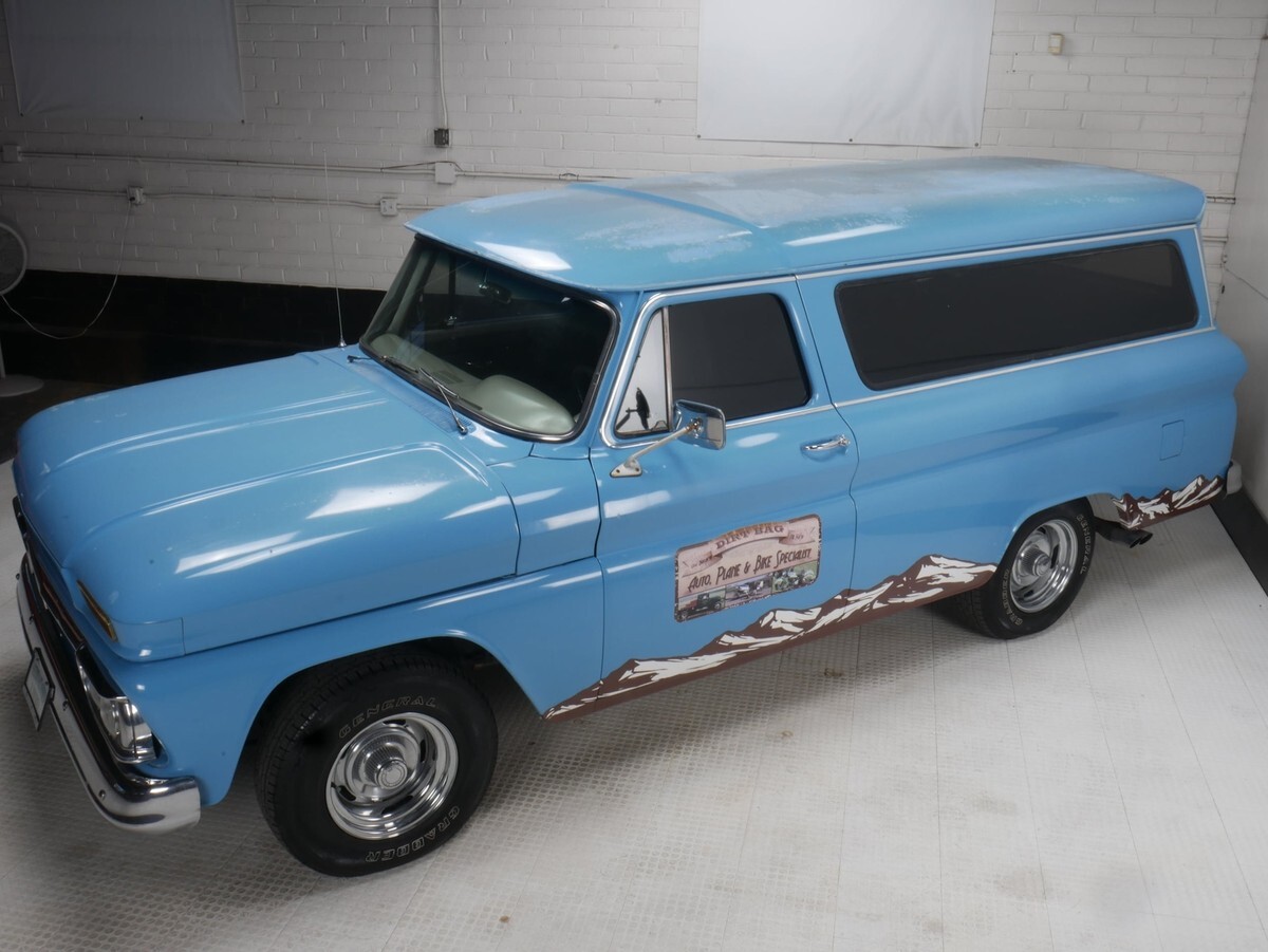 1965 GMC Suburban - photo 7