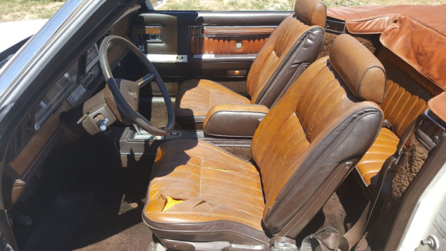 1993 Chrysler LeBaron - photo 4