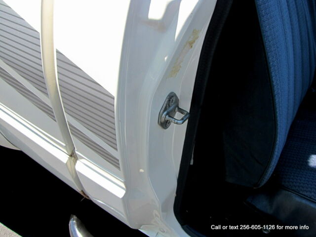 1988 Toyota Pickup 4x4 " ONE OWNER " ORIGINAL PAINT ! 136K MILES ! - photo 12