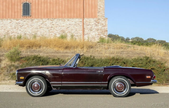 1968 Mercedes-Benz SL-Class 250SL Pagoda Roadster - photo 2