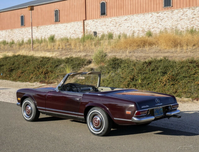 1968 Mercedes-Benz SL-Class 250SL Pagoda Roadster - photo 3