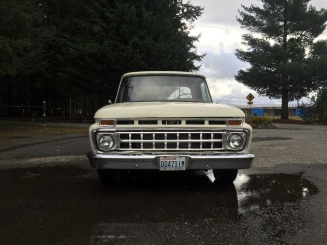 1965 Ford F-100 Utility - photo 2