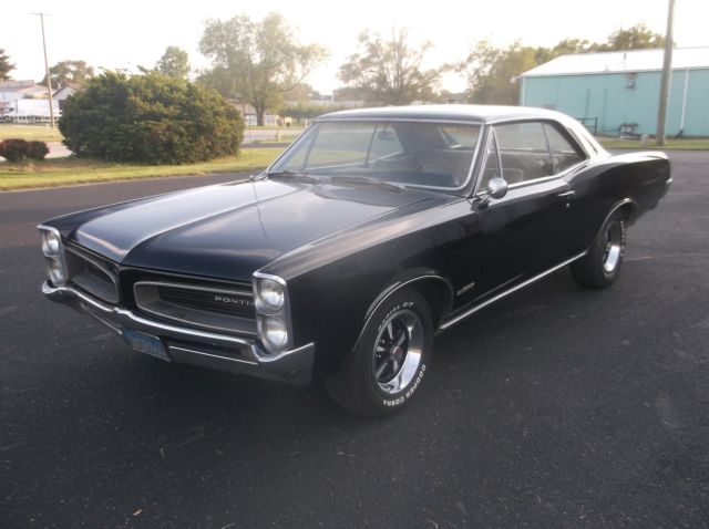 1966 Pontiac Le Mans Coupe