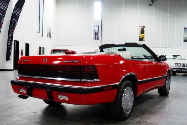 1990 Chrysler LeBaron - photo 5