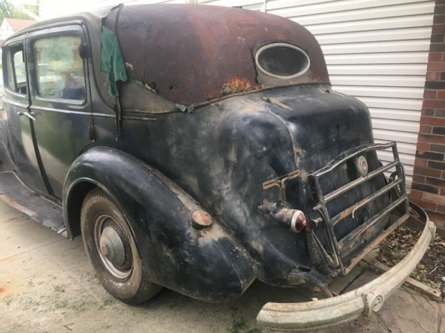 1937 Packard Super Eight - photo 3