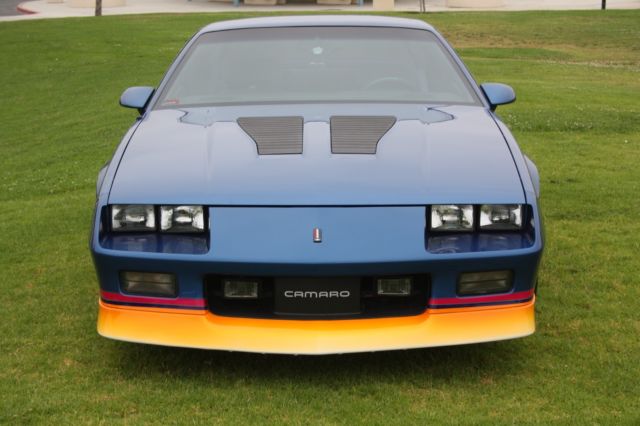 1987 Chevrolet Camaro Z28 IROC-Z - photo 3