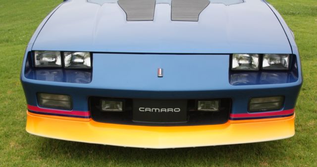 1987 Chevrolet Camaro Z28 IROC-Z - photo 4