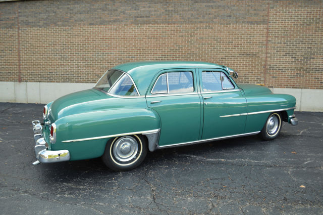 1952 Chrysler Saratoga 4 door sedan - photo 12