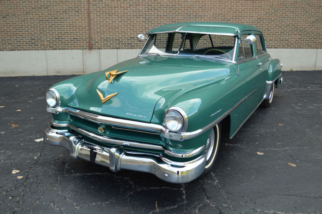 1952 Chrysler Saratoga 4 door sedan - photo 5