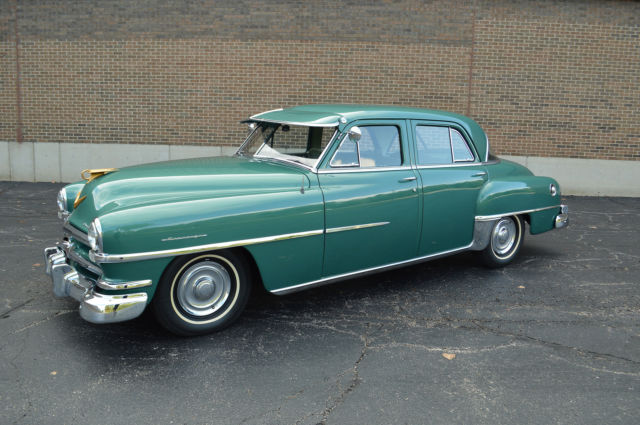 1952 Chrysler Saratoga 4 door sedan - photo 7