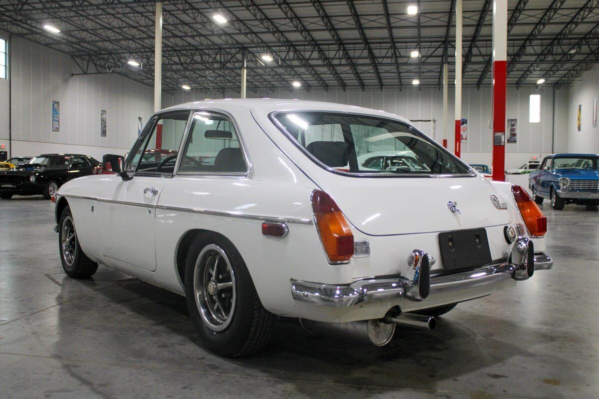 1974 MG MGB-GT - photo 3