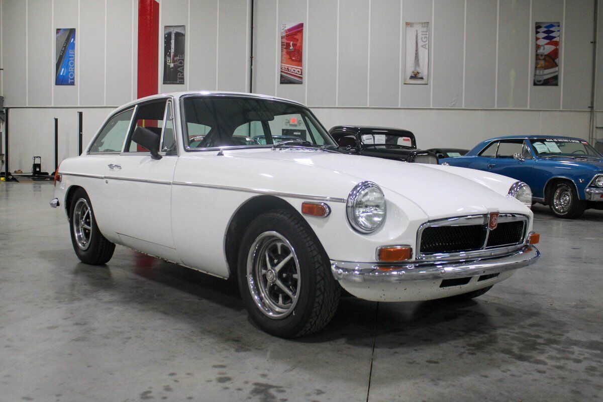 1974 MG MGB-GT - photo 7