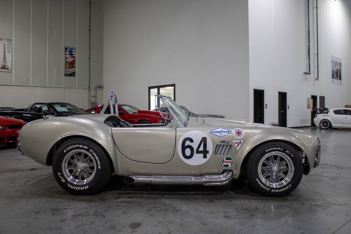 1965 Shelby Cobra Factory Five Replica - photo 7