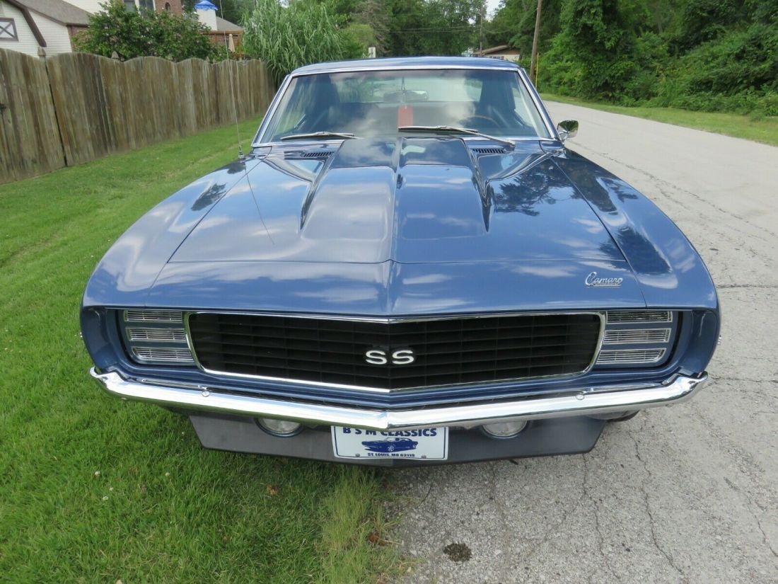 1969 Chevrolet Camaro - photo 2