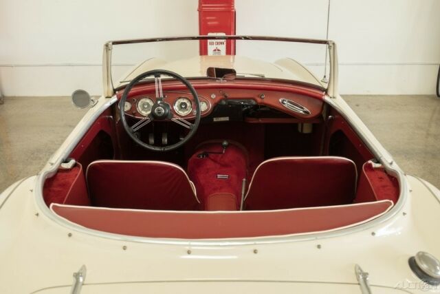 1961 Austin Healey 3000 Mark 1 BT7 Roadster - photo 9