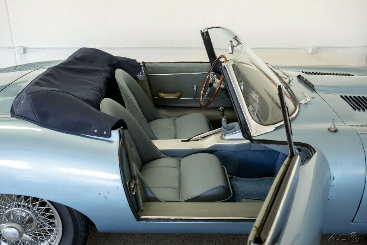 1963 Jaguar E-Type 3.8 liter Series 1 Roadster - photo 11