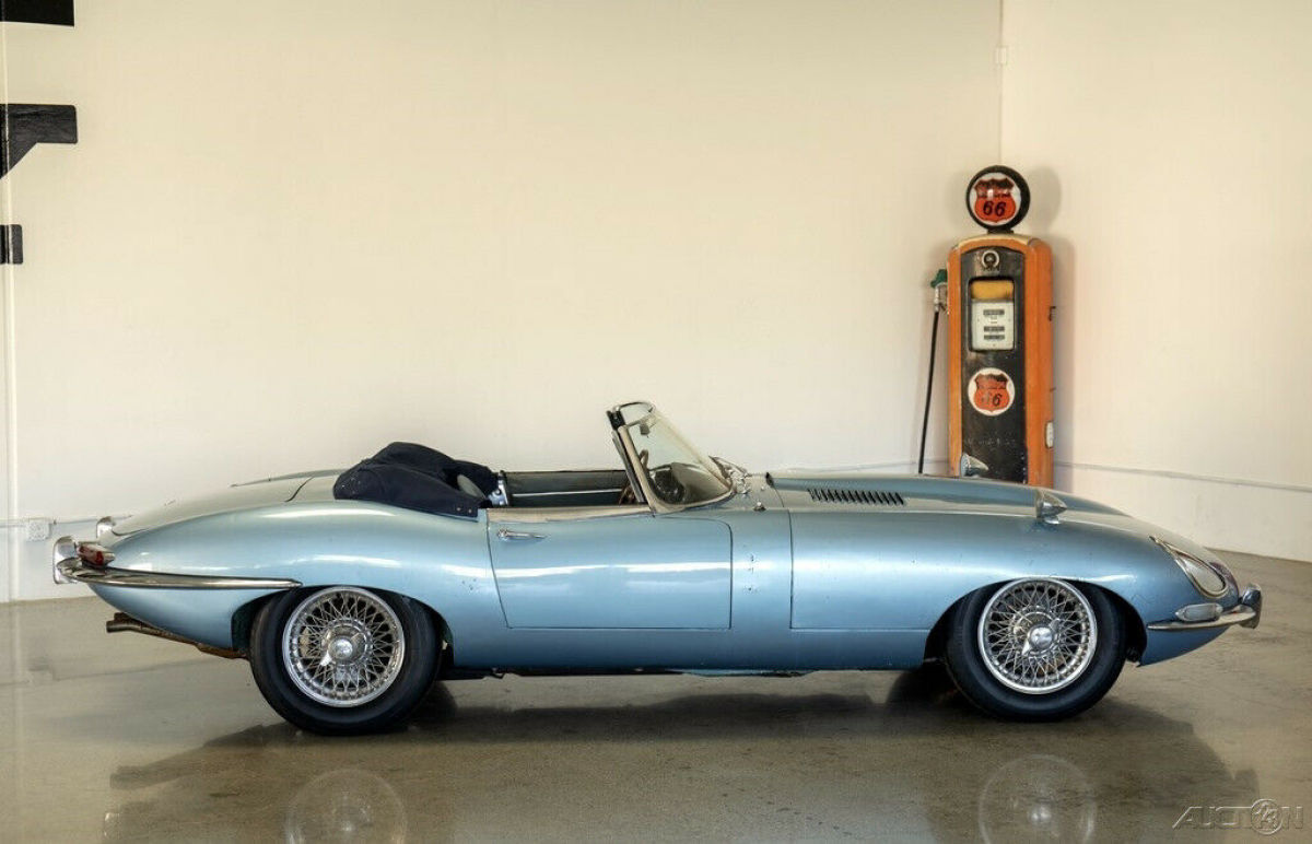 1963 Jaguar E-Type 3.8 liter Series 1 Roadster - photo 6