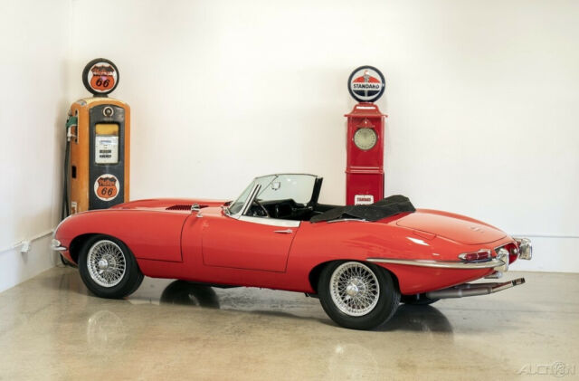 1966 Jaguar E-Type 4.2 liter Series 1 Roadster - photo 3