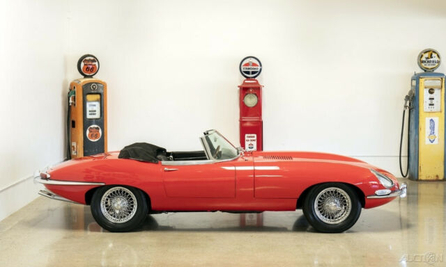 1966 Jaguar E-Type 4.2 liter Series 1 Roadster - photo 6
