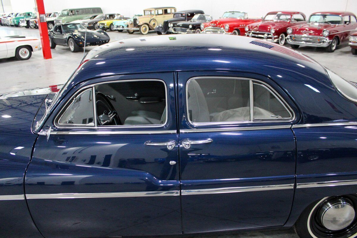1950 Mercury Eight Sedan - photo 10