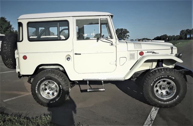 "NO RESERVE" 1970 TOYOTA FJ40 LAND CRUISER - FRAME OFF NUT & BOLT RESTORATION 1970 Toyota Land Cruiser
