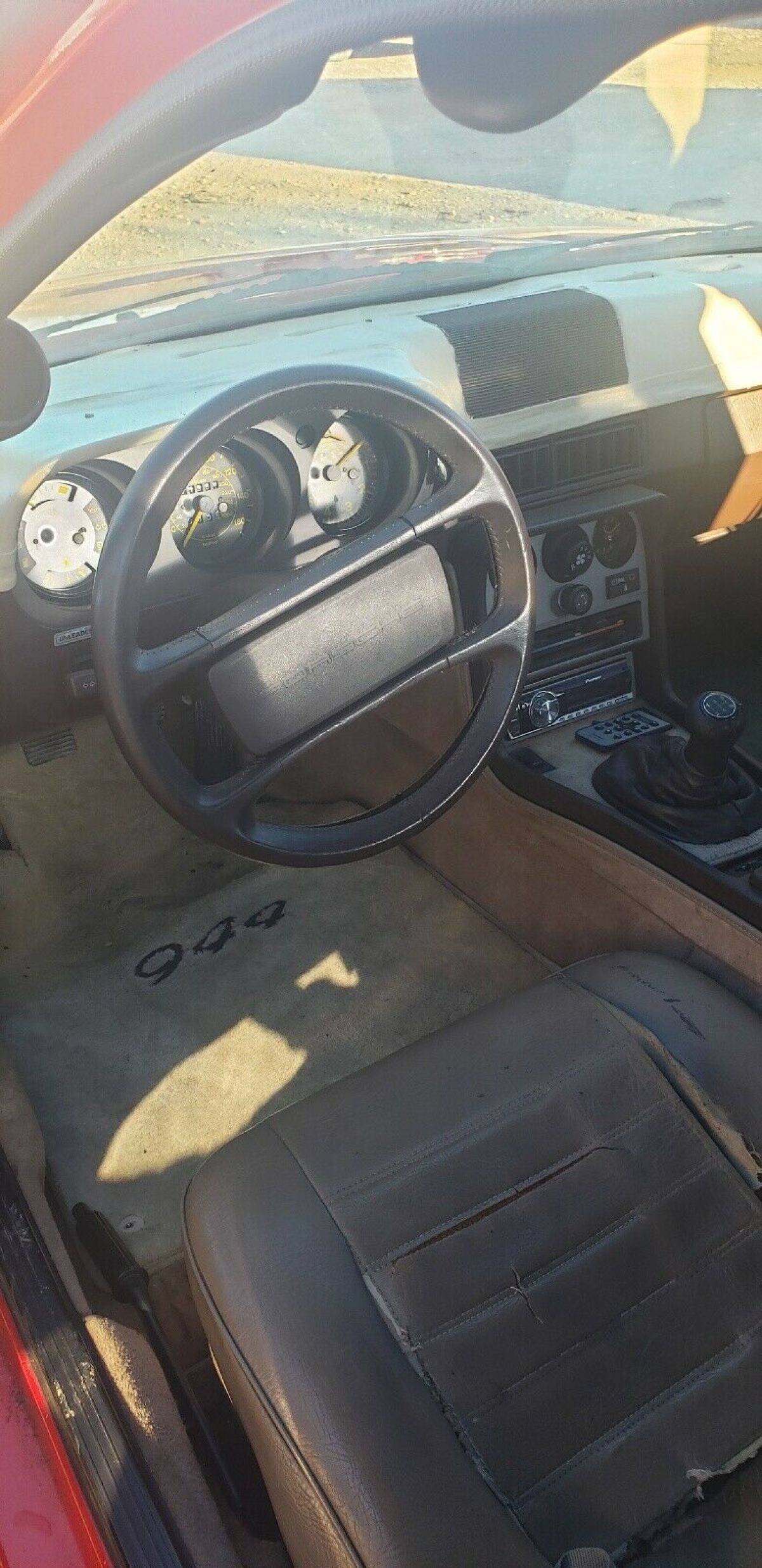 1984 Porsche 944 - photo 8