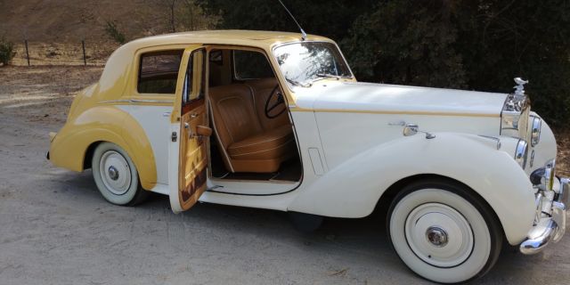 1955 Rolls-Royce Dawn - photo 6