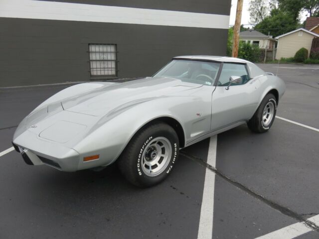 "REAL NICE SILVER 1977 C3 CORVETTE WITH 88K ORIGINAL MILES 1 REPAINT COLD A/C" 1977 Chevrolet Corvette