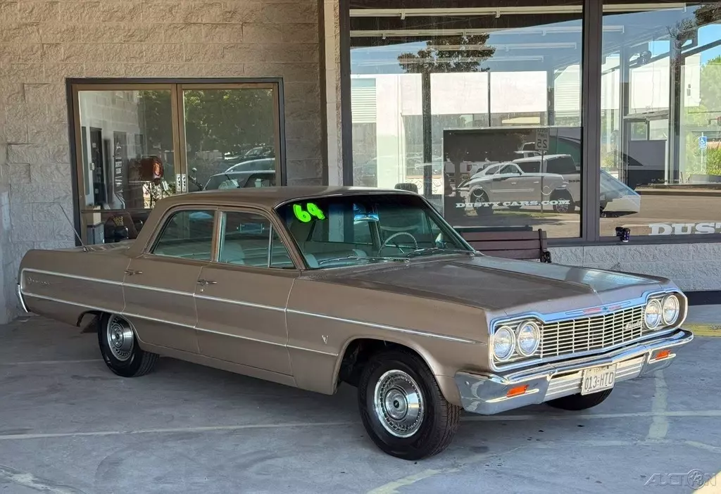 1964 Chevrolet Impala Sedan - photo 7