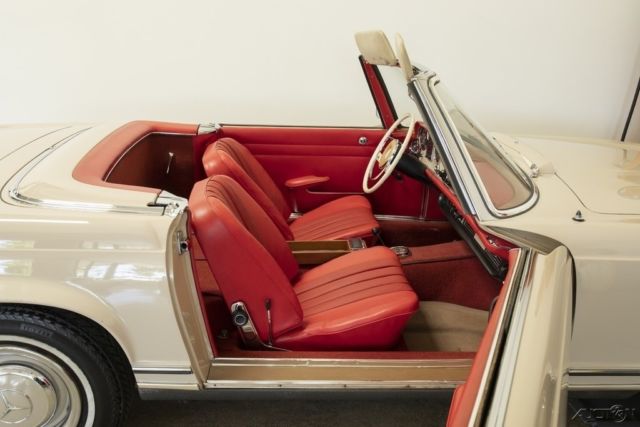 1966 Mercedes-Benz SL-Class 230SL Pagoda Roadster - photo 11