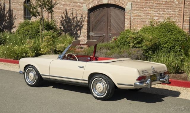 1966 Mercedes-Benz SL-Class 230SL Pagoda Roadster - photo 3