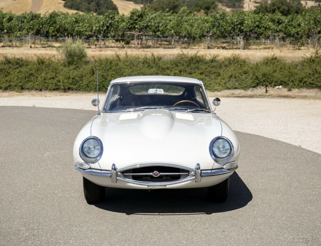 1966 Jaguar E-Type 4.2 liter Series 1 Coupe - photo 8