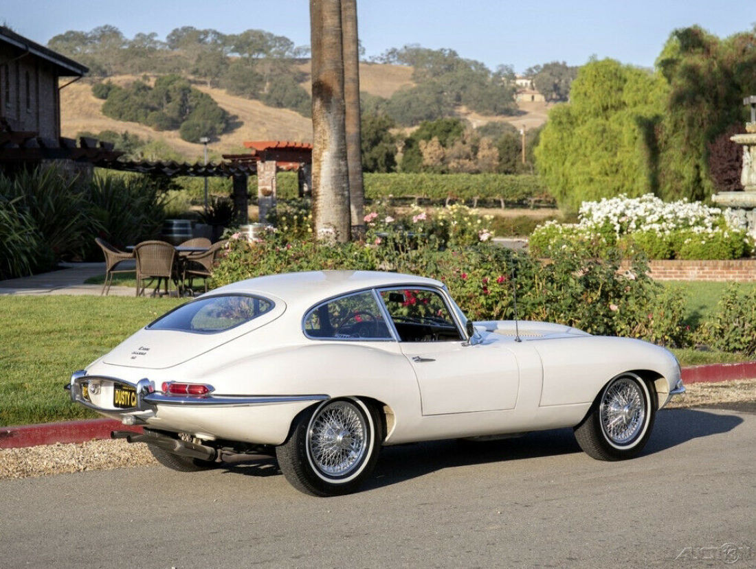 1966 Jaguar E-Type 4.2 liter Series 1 Coupe - photo 5