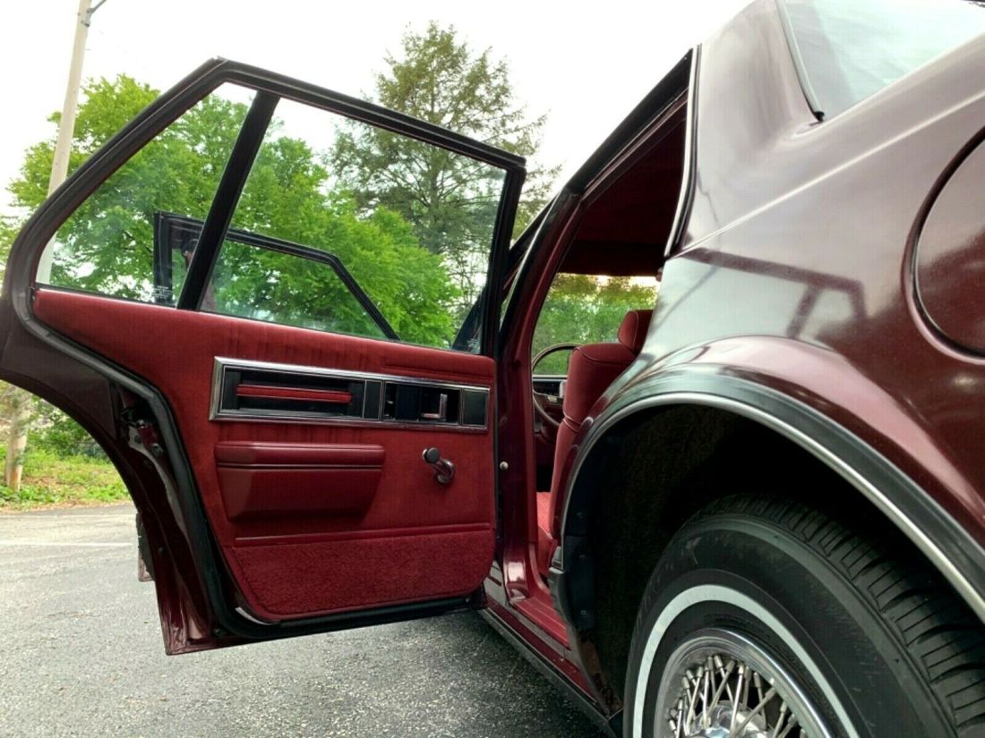 1990 Oldsmobile Eighty-Eight ROYALE - photo 10