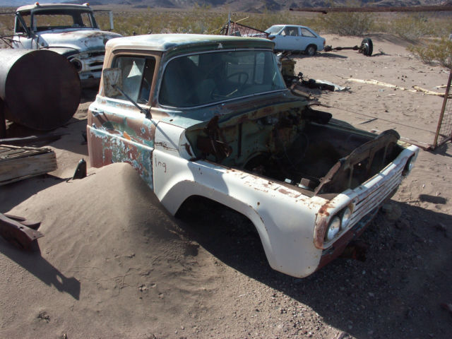 '59-'60 Ford F100 cab & shortbed chassis (incomplete) 1959 Ford F-100