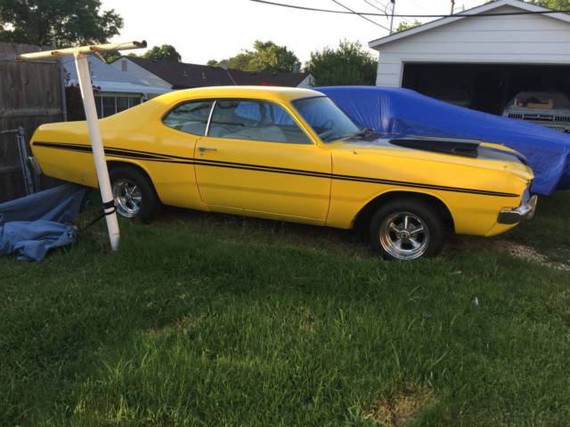 '71 Dodge Demon Tribute 1975 Dodge Dart
