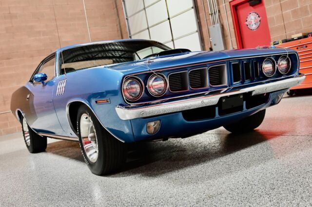 1971 Plymouth Cuda 440-6 - photo 2