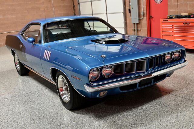 1971 Plymouth Cuda 440-6 - photo 3