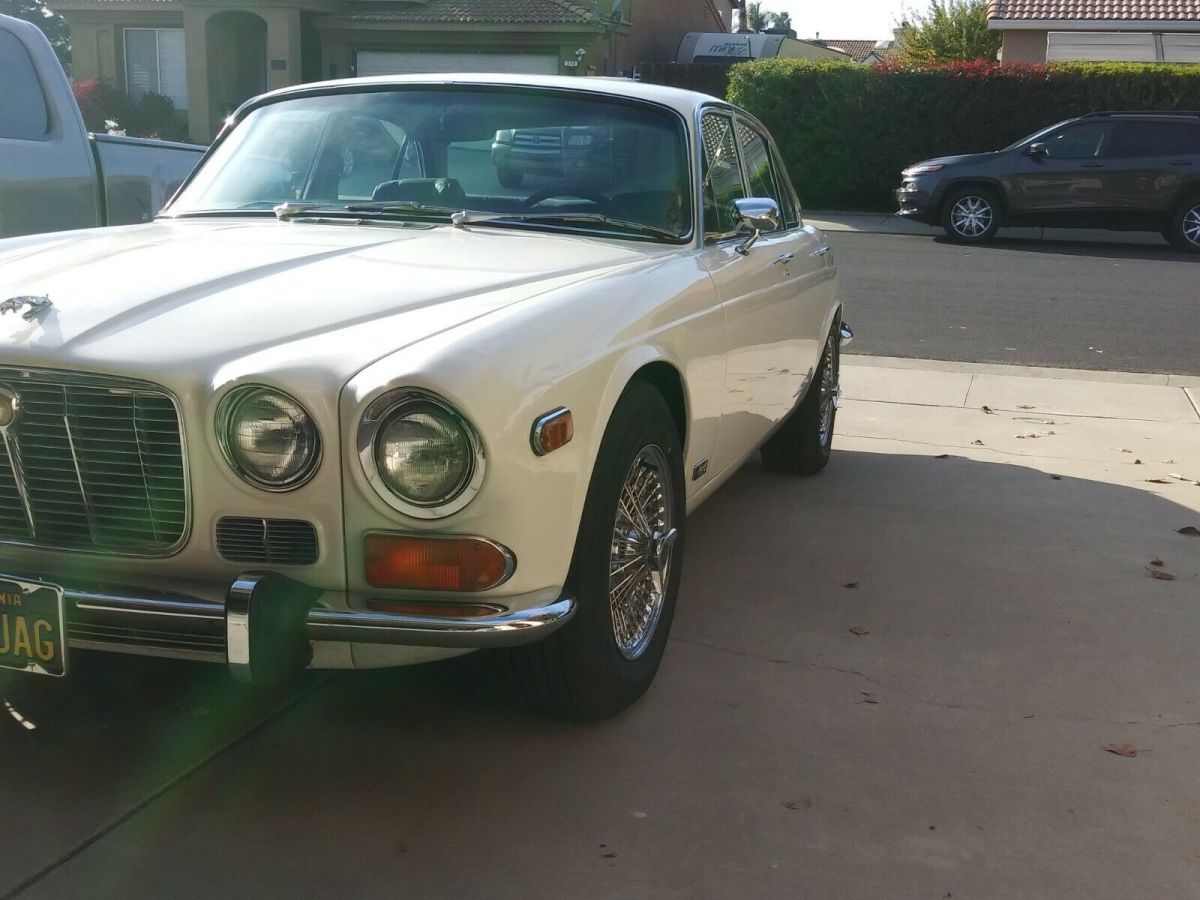 1973 Jaguar XJ6 - photo 4