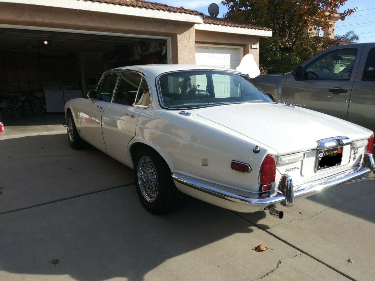 1973 Jaguar XJ6 - photo 7