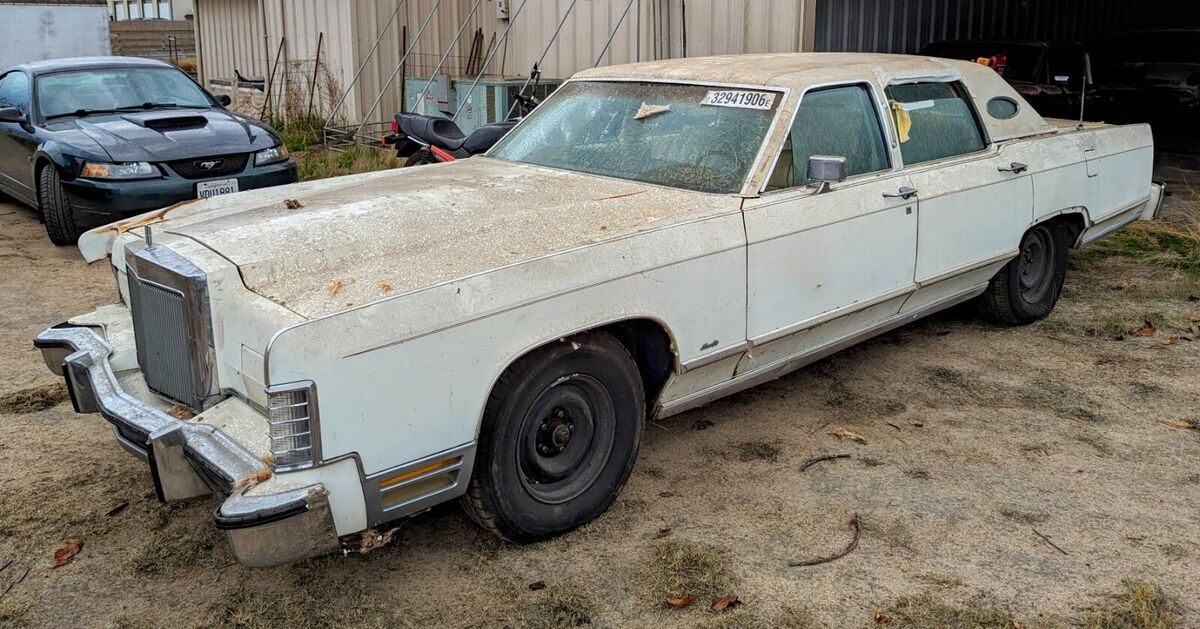 1977 Lincoln Continental - photo 12